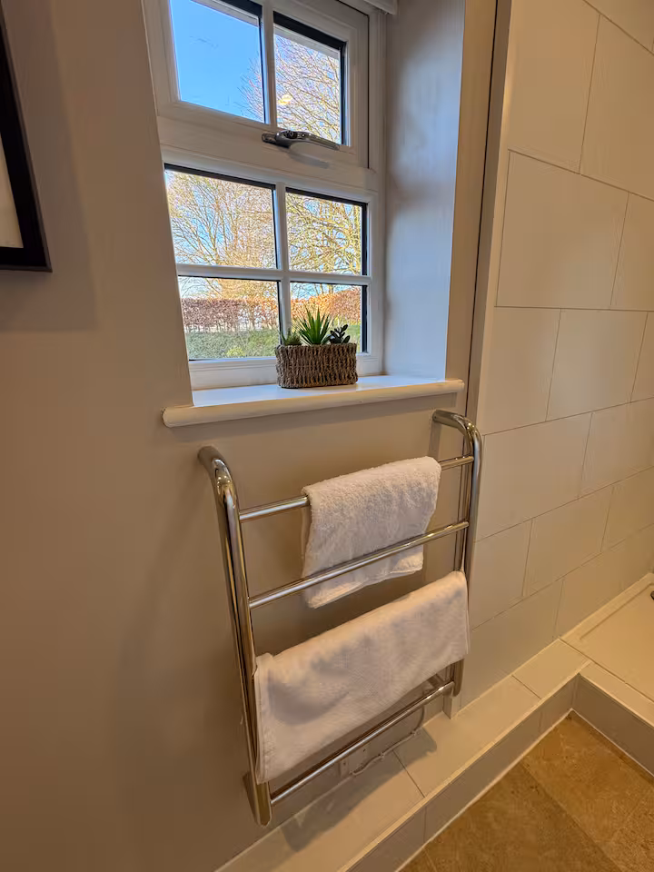En-suite bathroom
